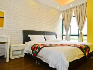 Jetty Apartment *